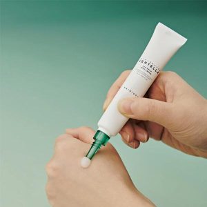 SKIN1004 Madagascar Centella Tea Trica Spot Cream 20ml